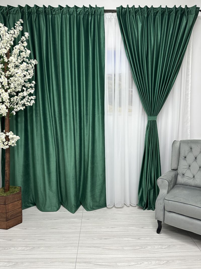 Draperie Catifea, UNI, Verde, Dimensiuni la Comanda, Rejansa Multifunctionala 10 cm, DP144